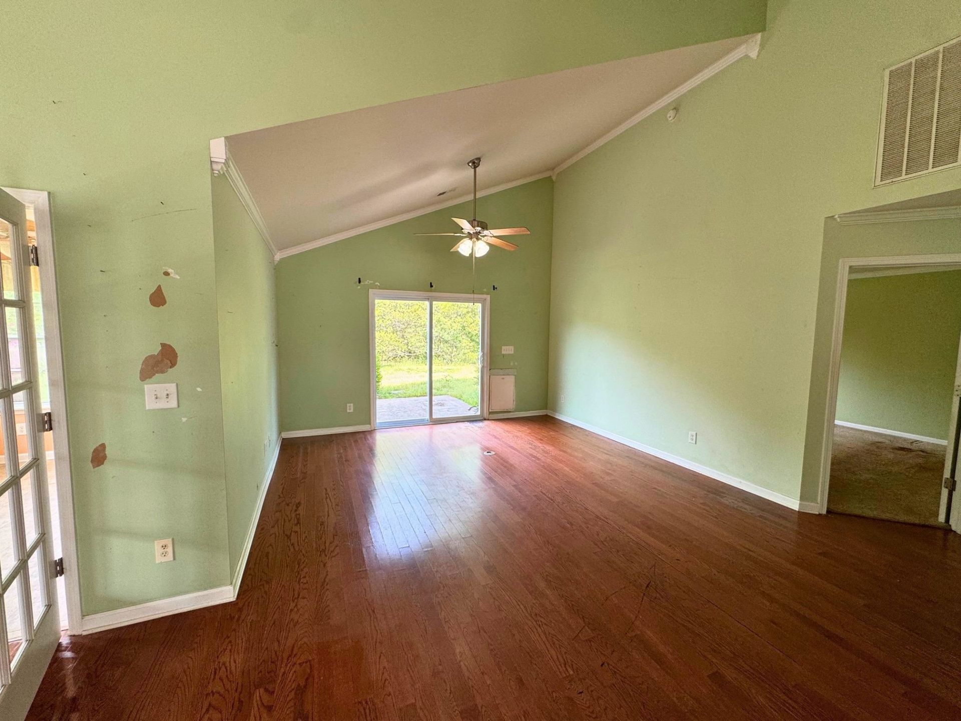 1140 Spalding Ct. Photo 4