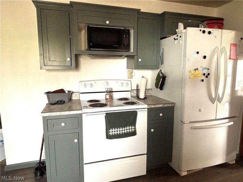 486 E Clark Street, East Palestine, OH 44413 Photo 13