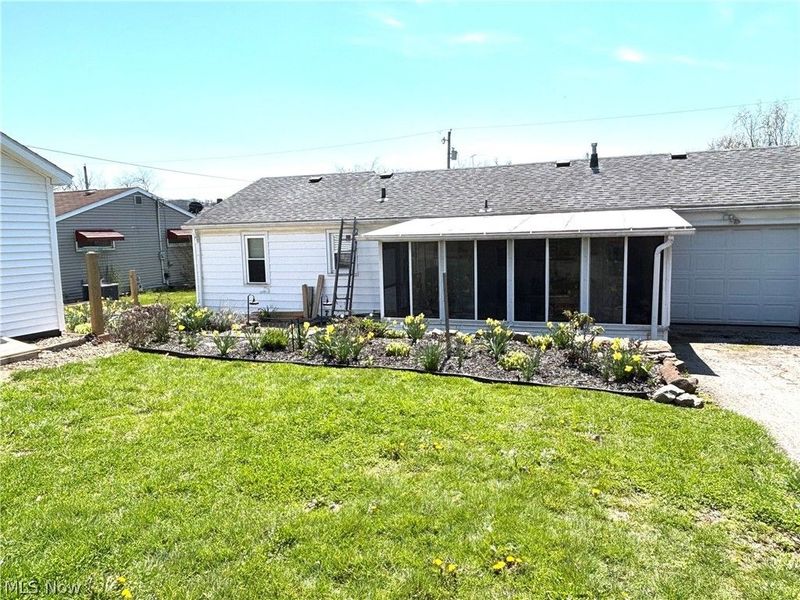 486 E Clark Street, East Palestine, OH 44413 Photo 4