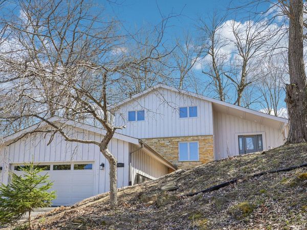 741 Summit Ct, West Bend, WI 53095