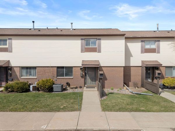 3945 18th Avenue NW, Rochester, MN 55901