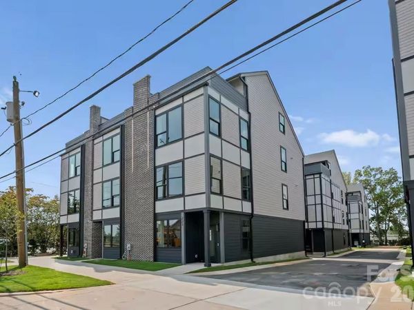 223 Freeland Lane , Charlotte, NC 28217