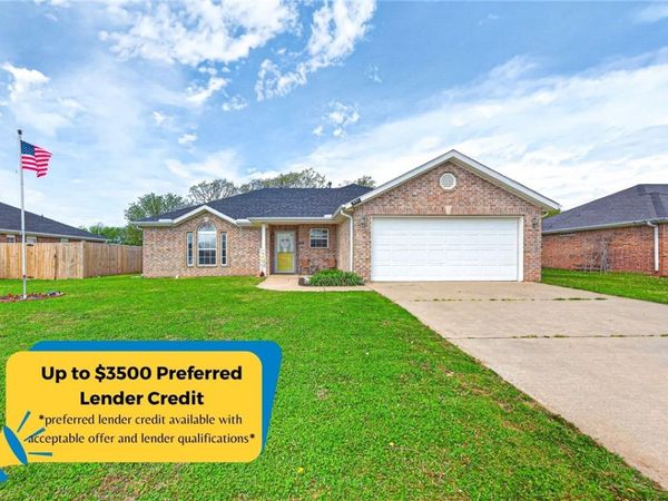 551 Steepro Drive, Centerton, AR 72719