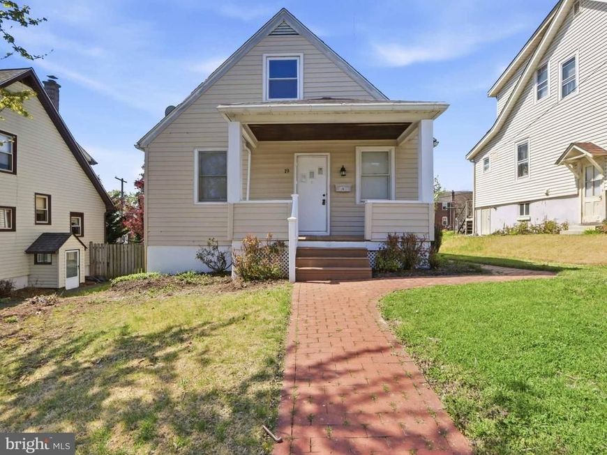 19 W Elm Avenue, Baltimore, MD 21206 Main Photo