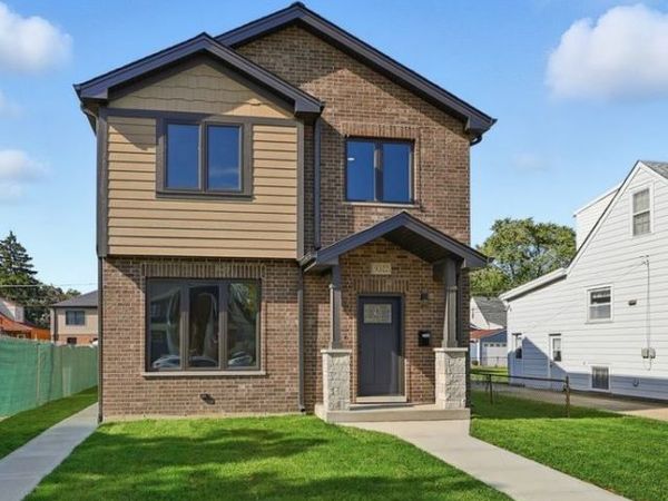 9322 S Trumbull Avenue , Evergreen Park, IL 60805