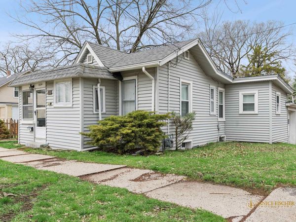 2214 Jackson Street, ROCKFORD, IL 61107