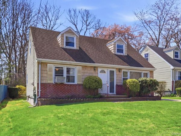 70 Deepdale Drive, South Huntington, NY 11746