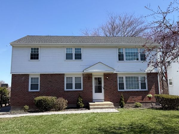 322 Middletown , Unit #322, Wethersfield, CT 06109