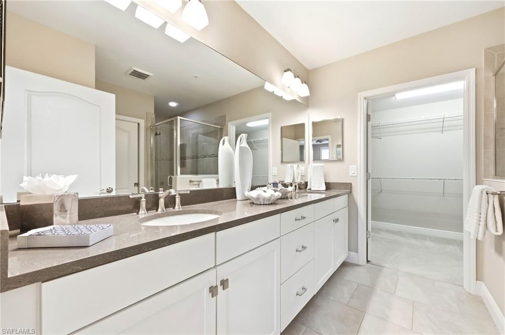 6977 Avalon Cir , Unit 1302, Naples, FL 34112 Photo