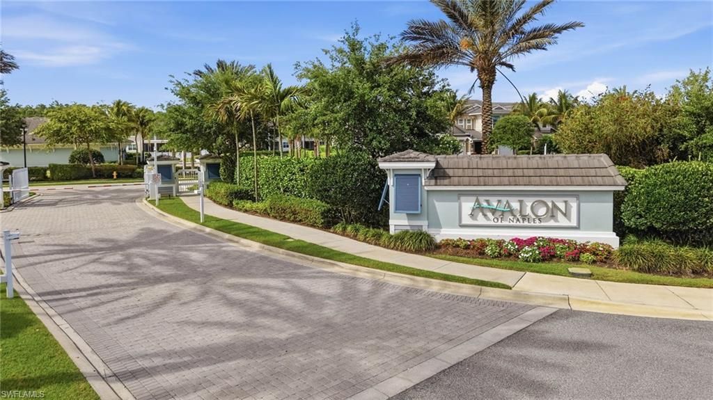 6977 Avalon Cir , Unit 1302, Naples, FL 34112 Photo