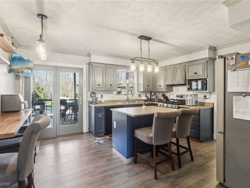 1957 Henn Hyde Road NE, Howland, OH 44484 Photo 10