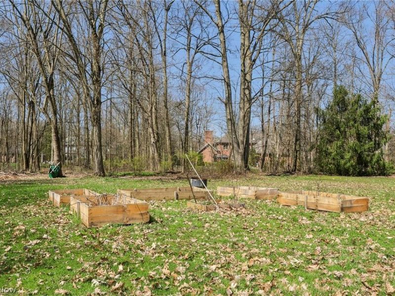 1957 Henn Hyde Road NE, Howland, OH 44484 Photo 36