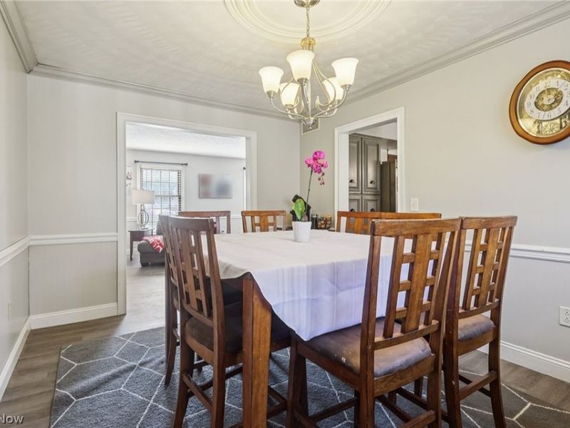 1957 Henn Hyde Road NE, Howland, OH 44484 Photo 6