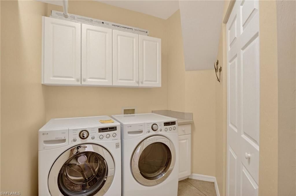 6285 Wilshire Pines Cir , Unit 701, Naples, FL 34109 Photo