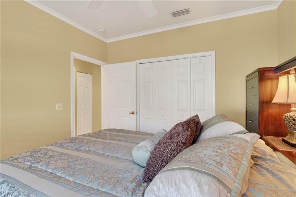 6285 Wilshire Pines Cir , Unit 701, Naples, FL 34109 Photo