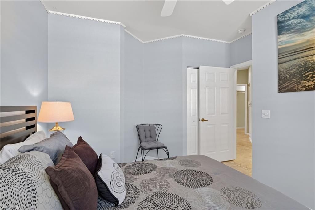 6285 Wilshire Pines Cir , Unit 701, Naples, FL 34109 Photo