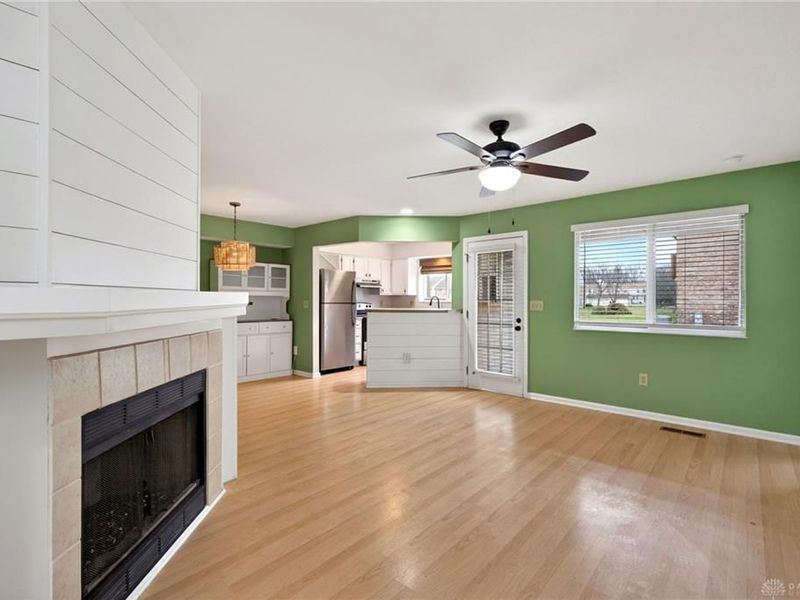 404 Waterfront Place, Centerville, OH 45458 Photo 3