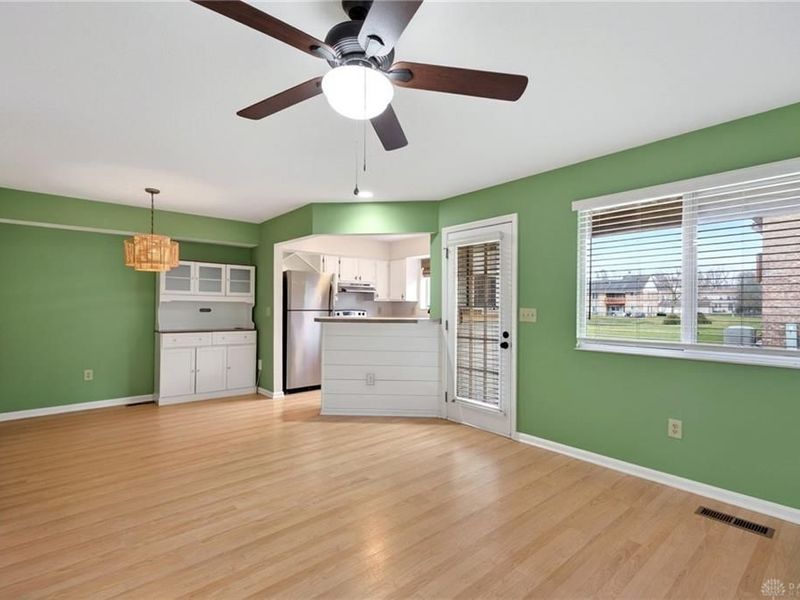 404 Waterfront Place, Centerville, OH 45458 Photo 4