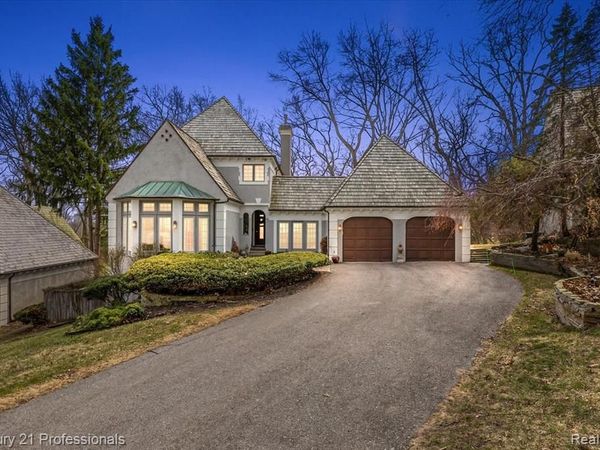 5423 Bristol Parke Drive, Independence Twp, MI 48348