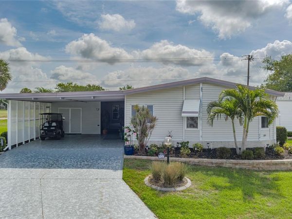 8520 COUNTESS AVENUE CIRCLE, PALMETTO, FL 34221