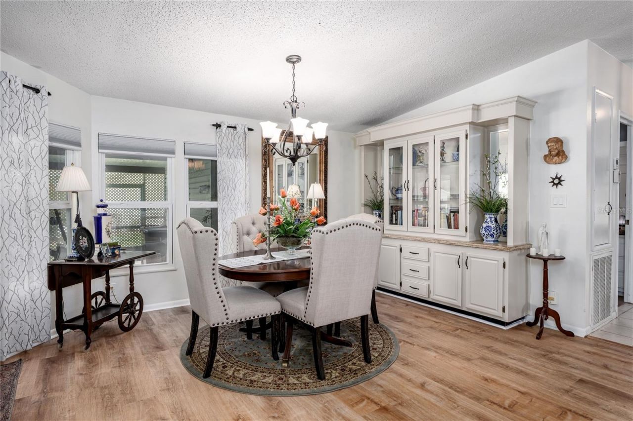 8520 Countess Avenue Circle, Palmetto, FL 34221 Photo