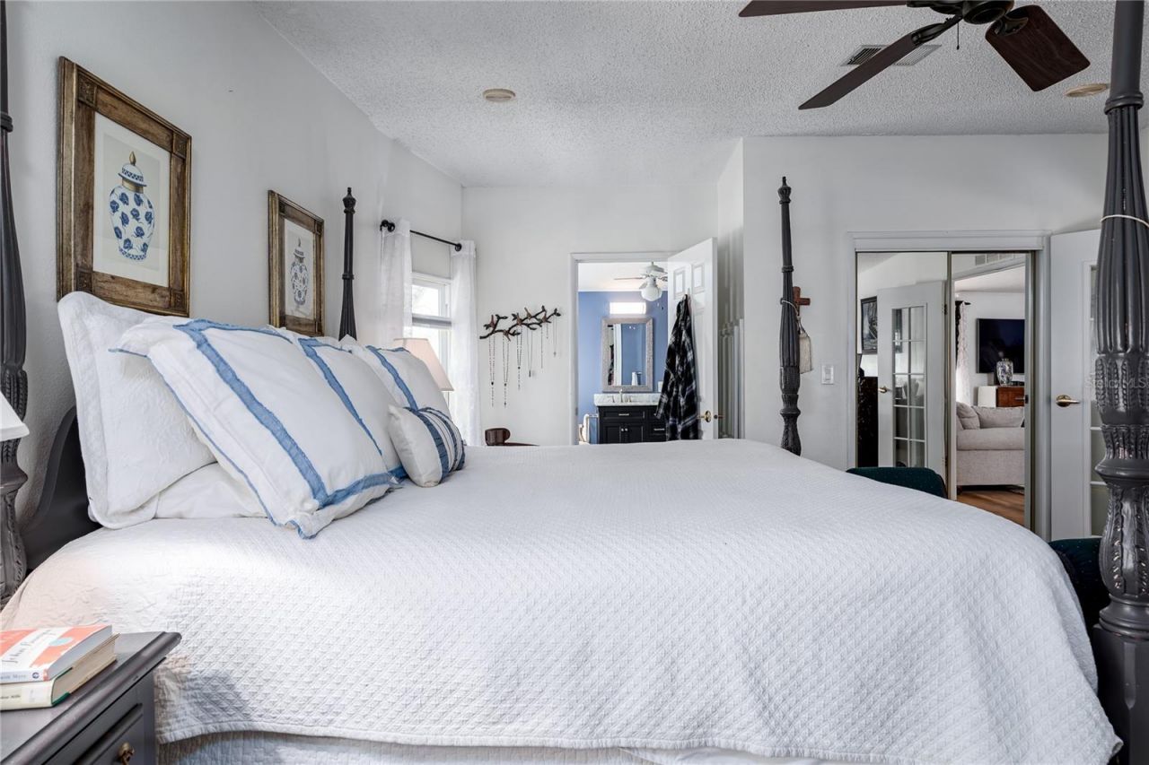 8520 Countess Avenue Circle, Palmetto, FL 34221 Photo