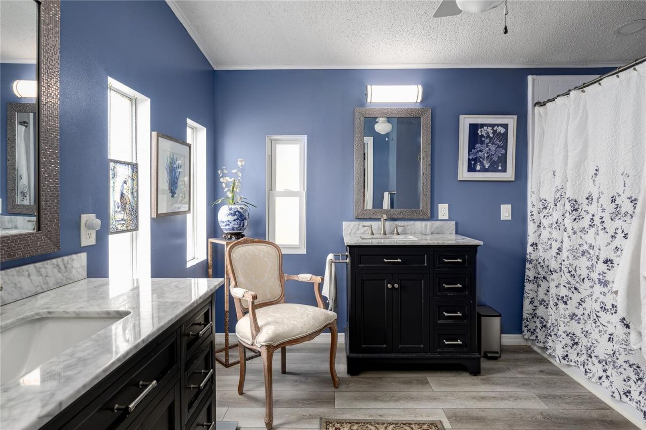 8520 Countess Avenue Circle, Palmetto, FL 34221 Photo