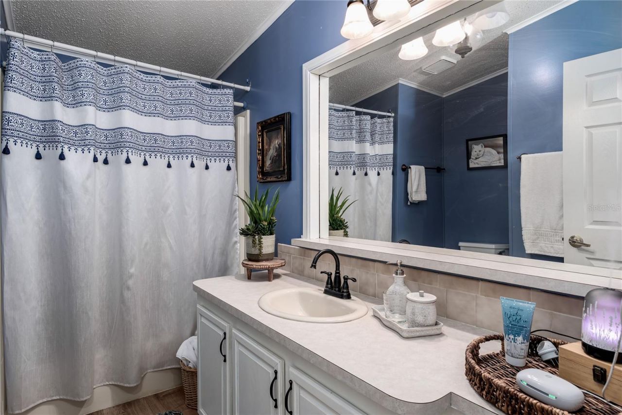 8520 Countess Avenue Circle, Palmetto, FL 34221 Photo
