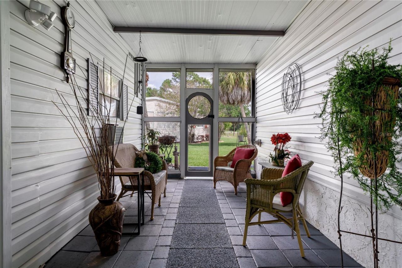 8520 Countess Avenue Circle, Palmetto, FL 34221 Photo