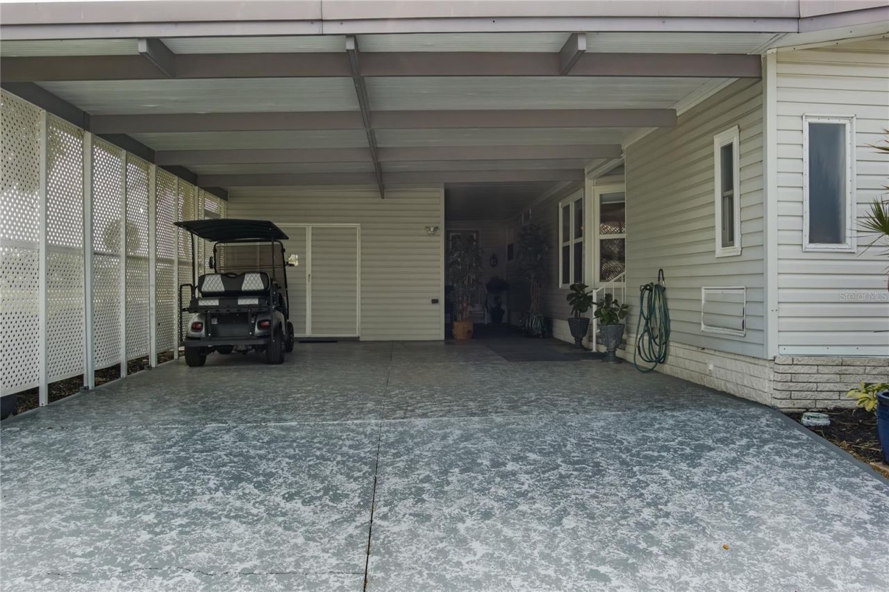 8520 Countess Avenue Circle, Palmetto, FL 34221 Photo