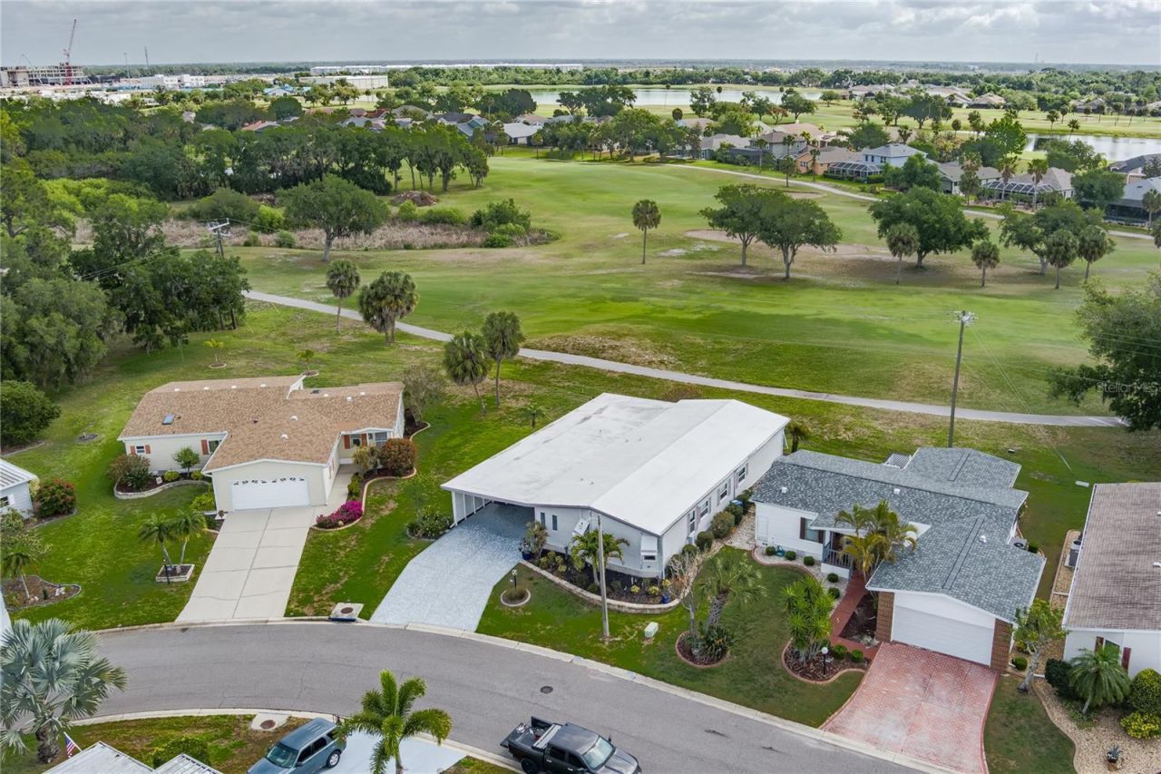 8520 Countess Avenue Circle, Palmetto, FL 34221 Photo