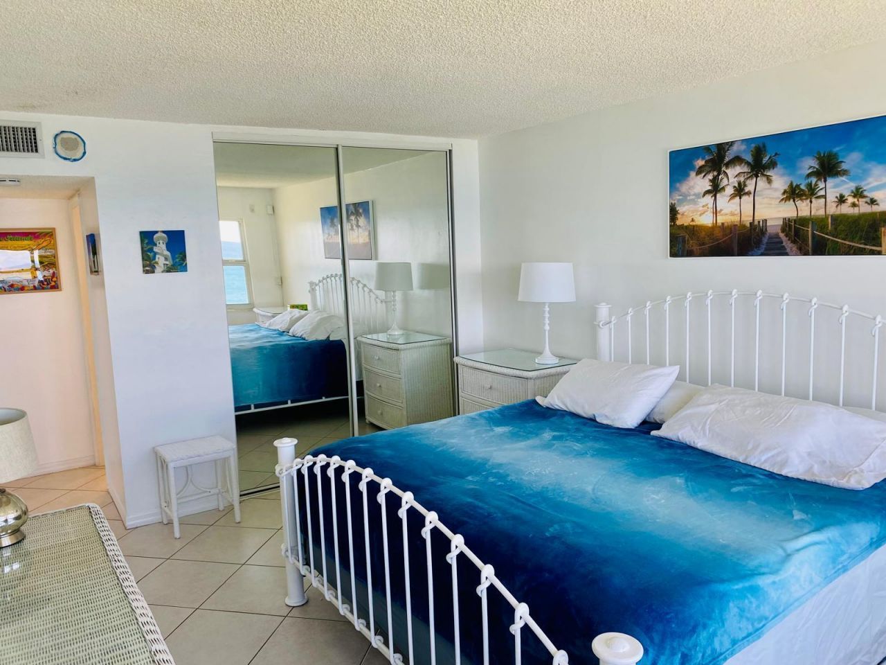 1069 Hillsboro Mile, Unit 401, Hillsboro Beach, FL 33062 Photo