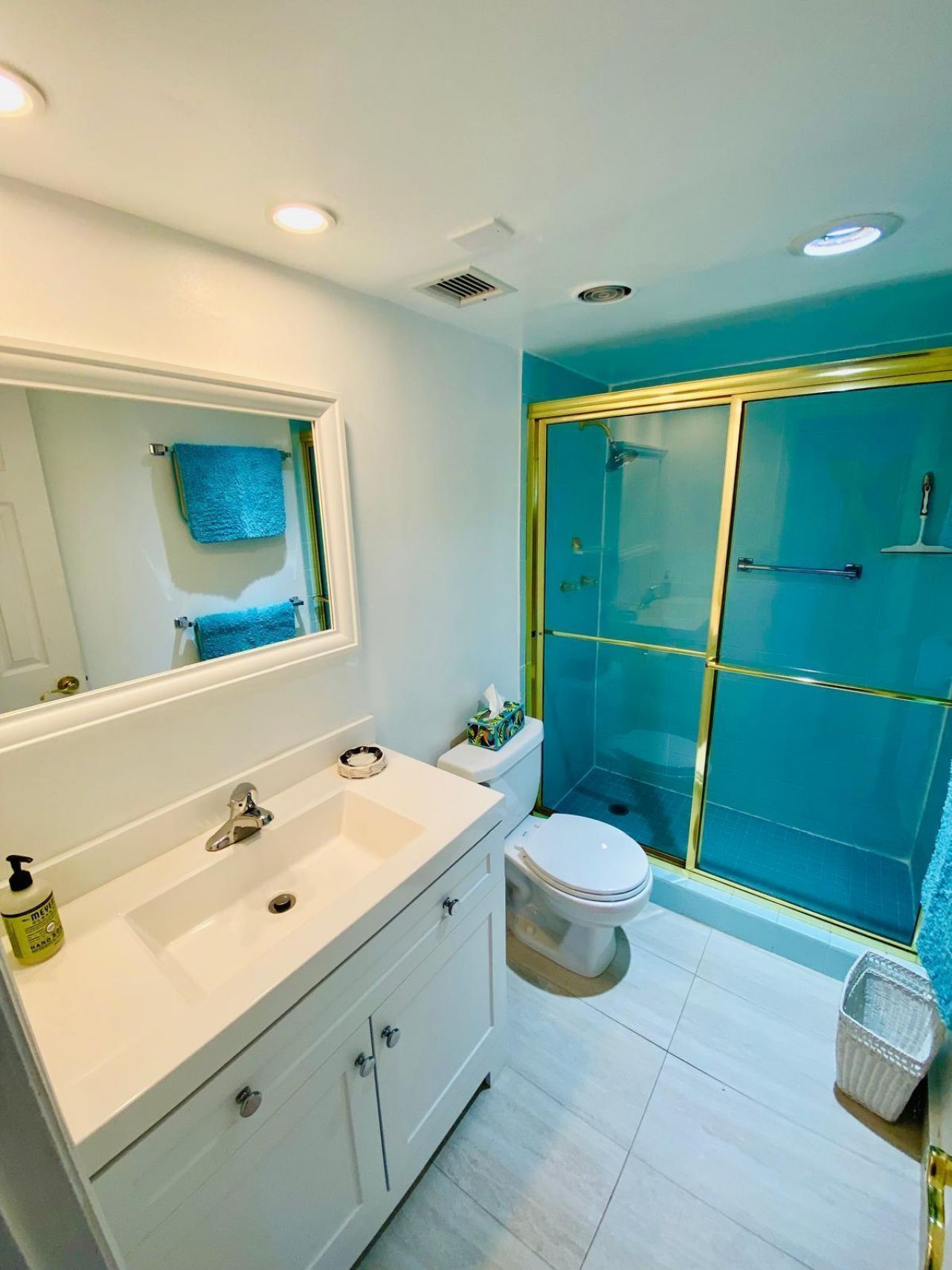 1069 Hillsboro Mile, Unit 401, Hillsboro Beach, FL 33062 Photo