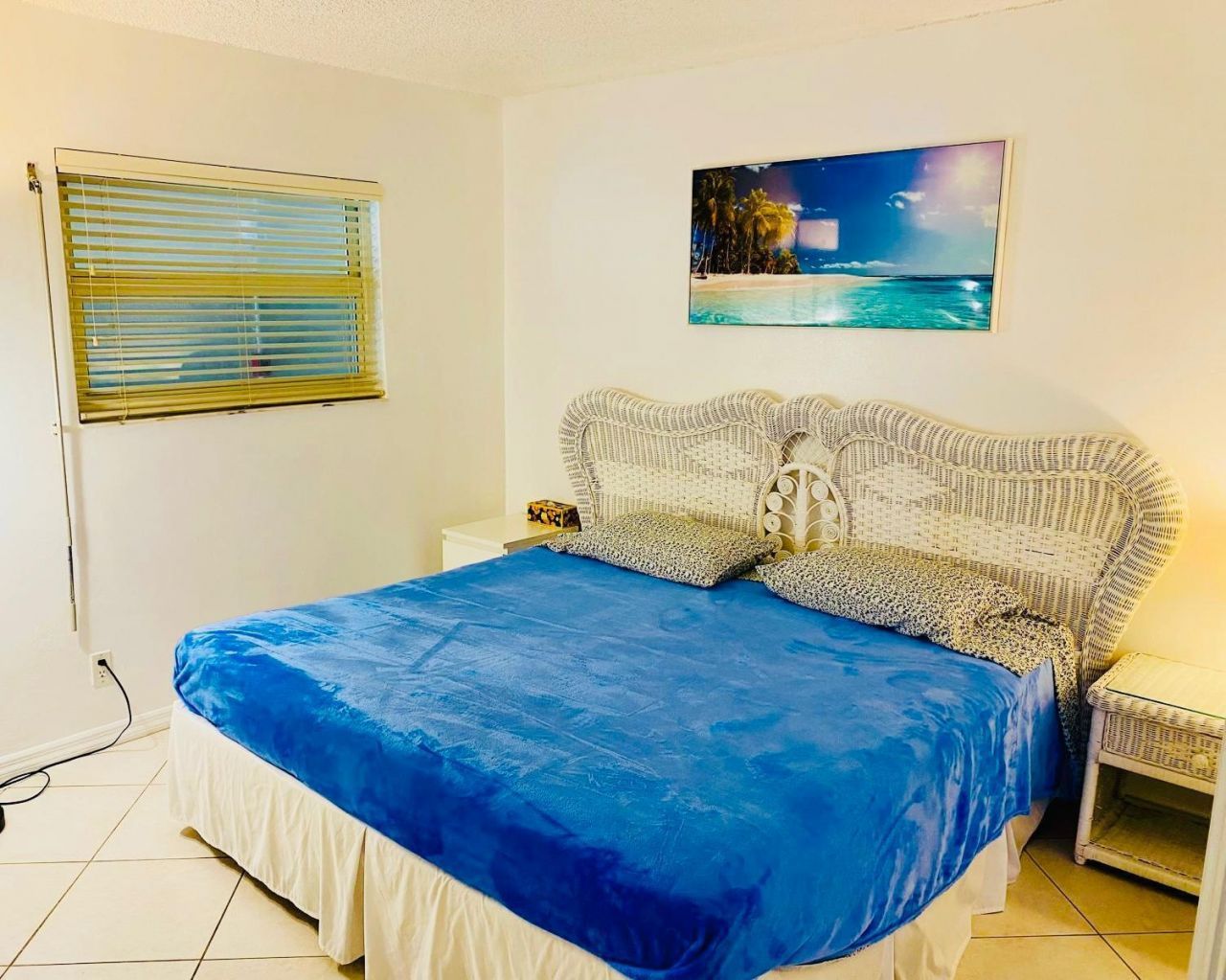 1069 Hillsboro Mile, Unit 401, Hillsboro Beach, FL 33062 Photo