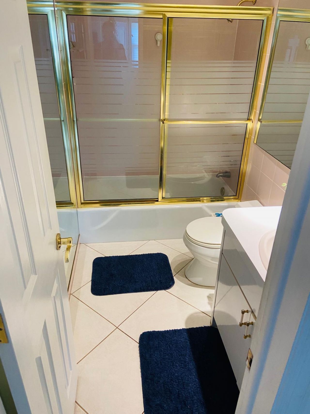 1069 Hillsboro Mile, Unit 401, Hillsboro Beach, FL 33062 Photo