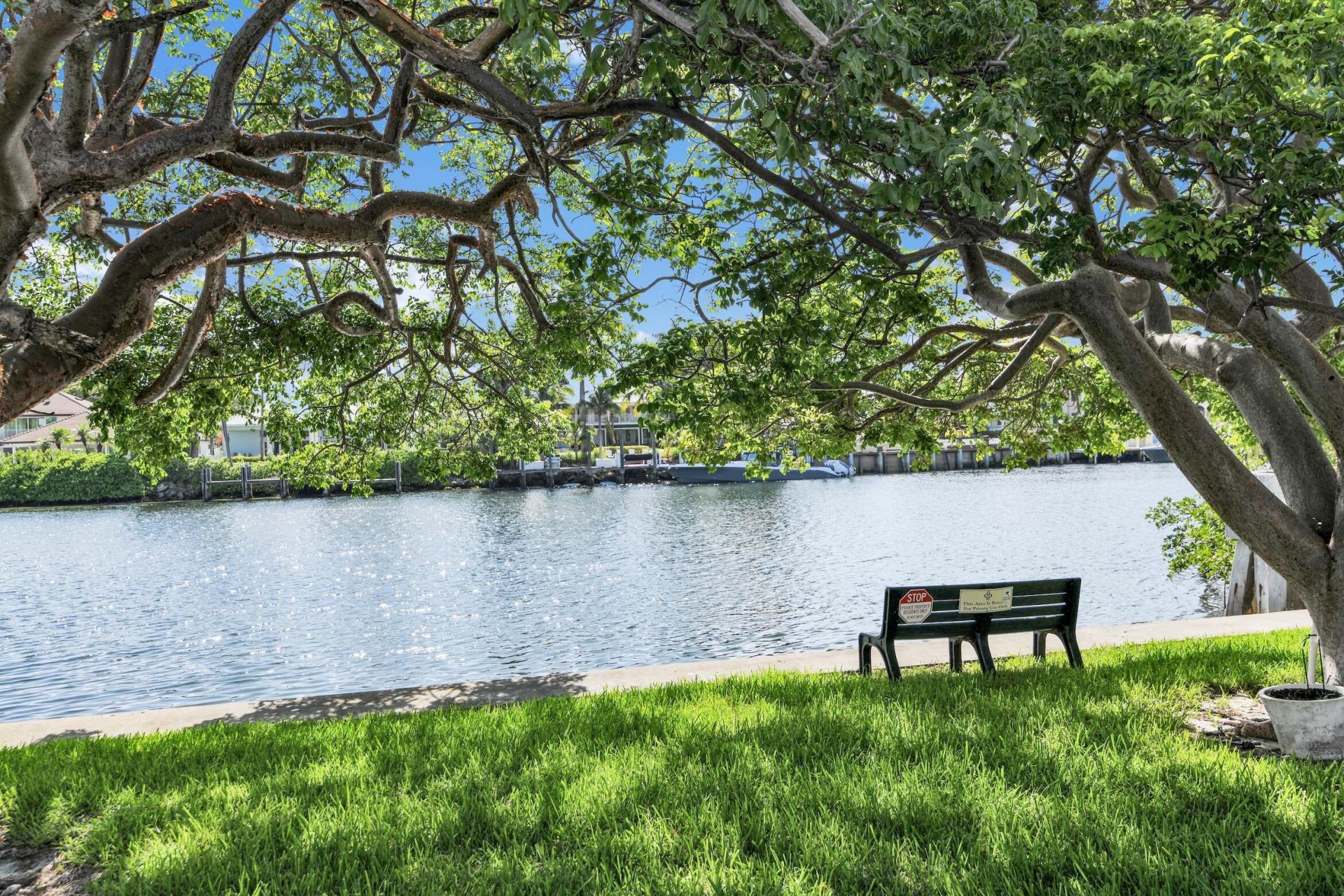 1069 Hillsboro Mile, Unit 401, Hillsboro Beach, FL 33062 Photo