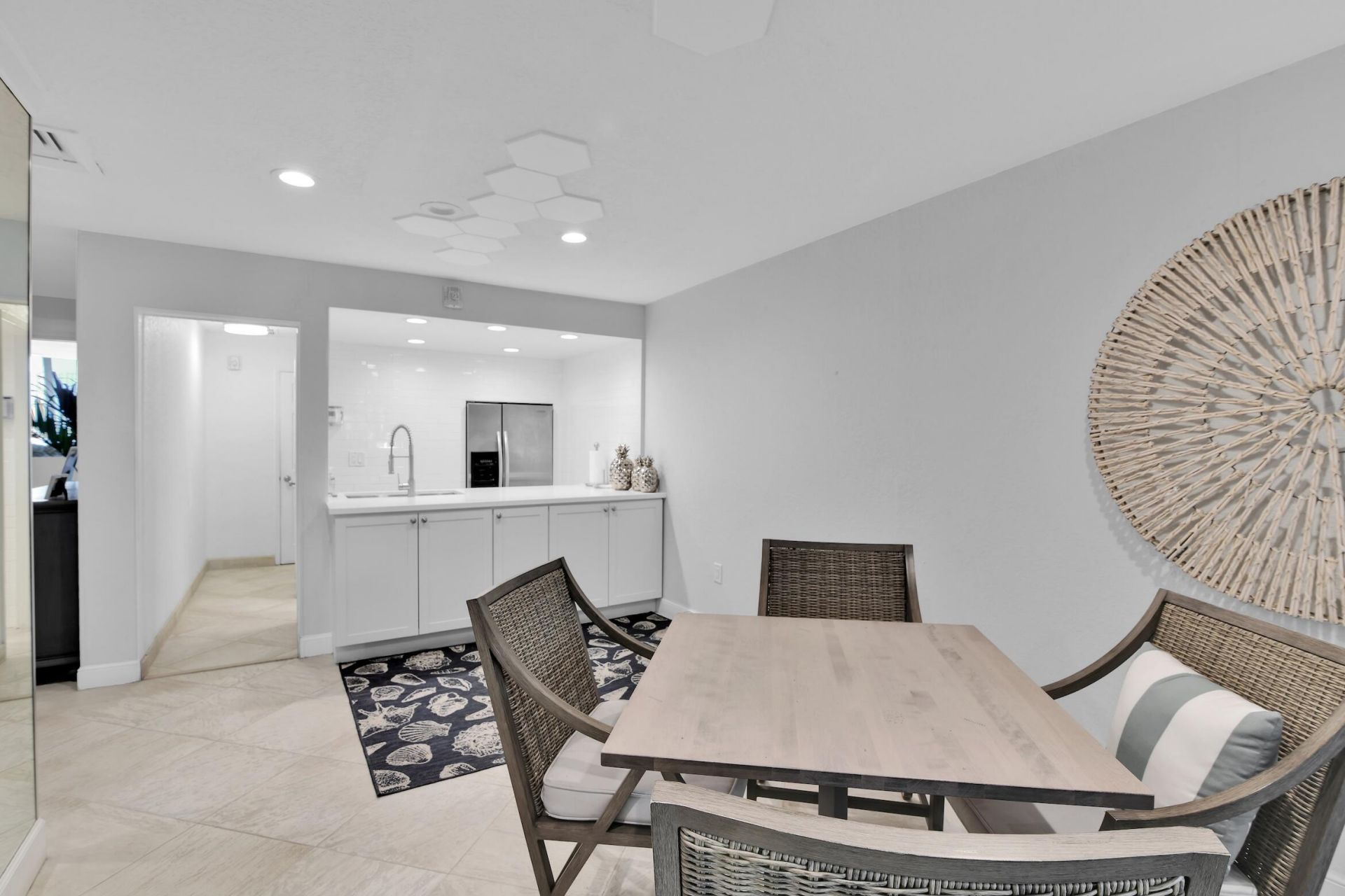 1069 Hillsboro Mile, Unit 401, Hillsboro Beach, FL 33062 Photo