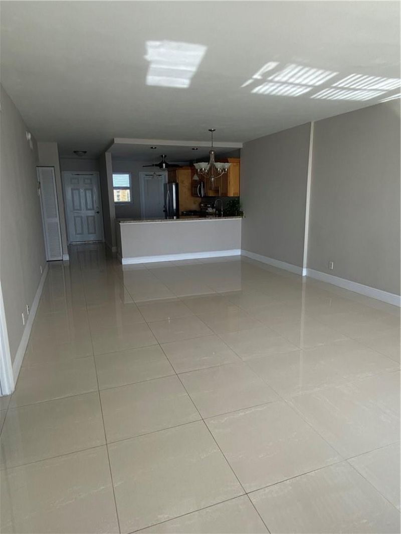 750 N Ocean Boulevard, Unit 1009, Pompano Beach, FL 33062 Photo