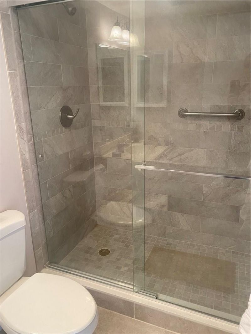 750 N Ocean Boulevard, Unit 1009, Pompano Beach, FL 33062 Photo