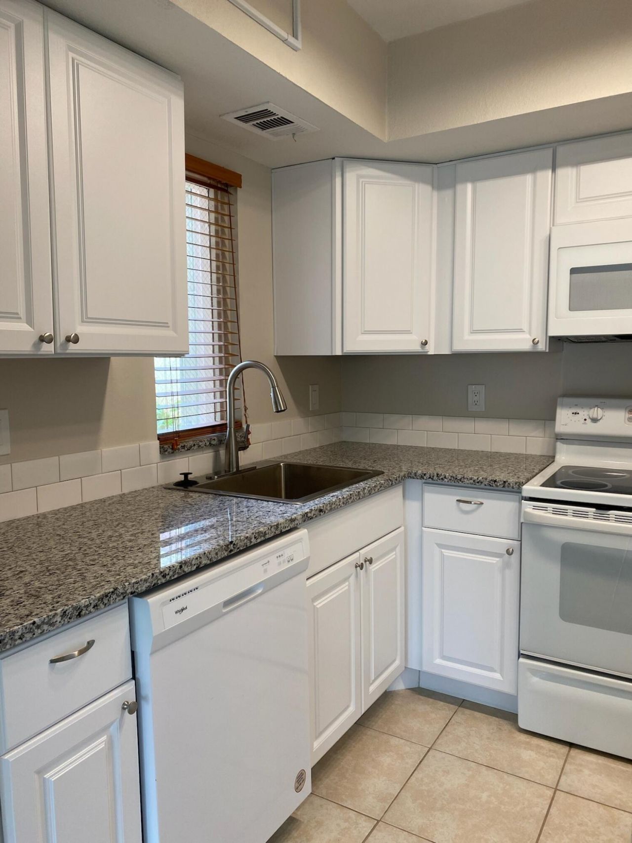 1536 SE Royal Green Circle, Unit 101, Port Saint Lucie, FL 34952 Photo