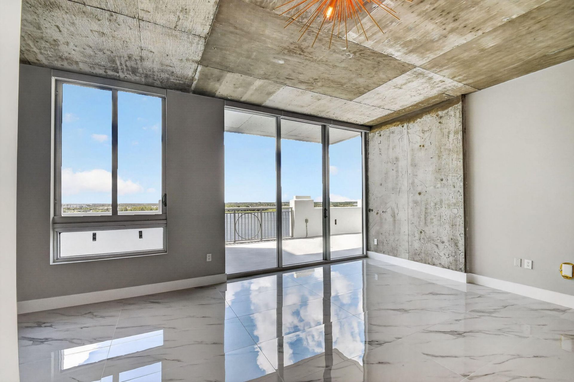 300 S Australian Avenue, Unit 1112, West Palm Beach, FL 33401 Photo