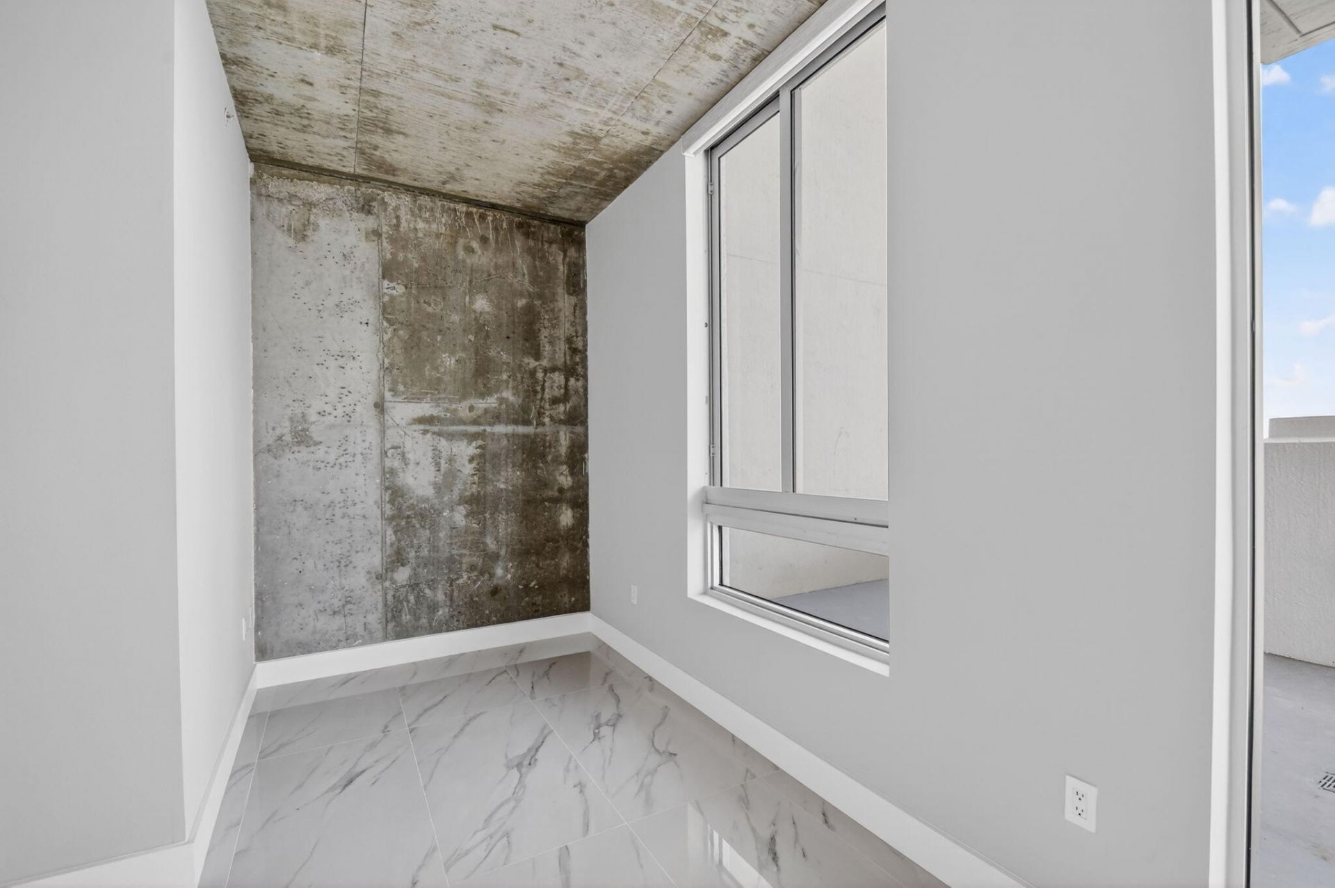 300 S Australian Avenue, Unit 1112, West Palm Beach, FL 33401 Photo