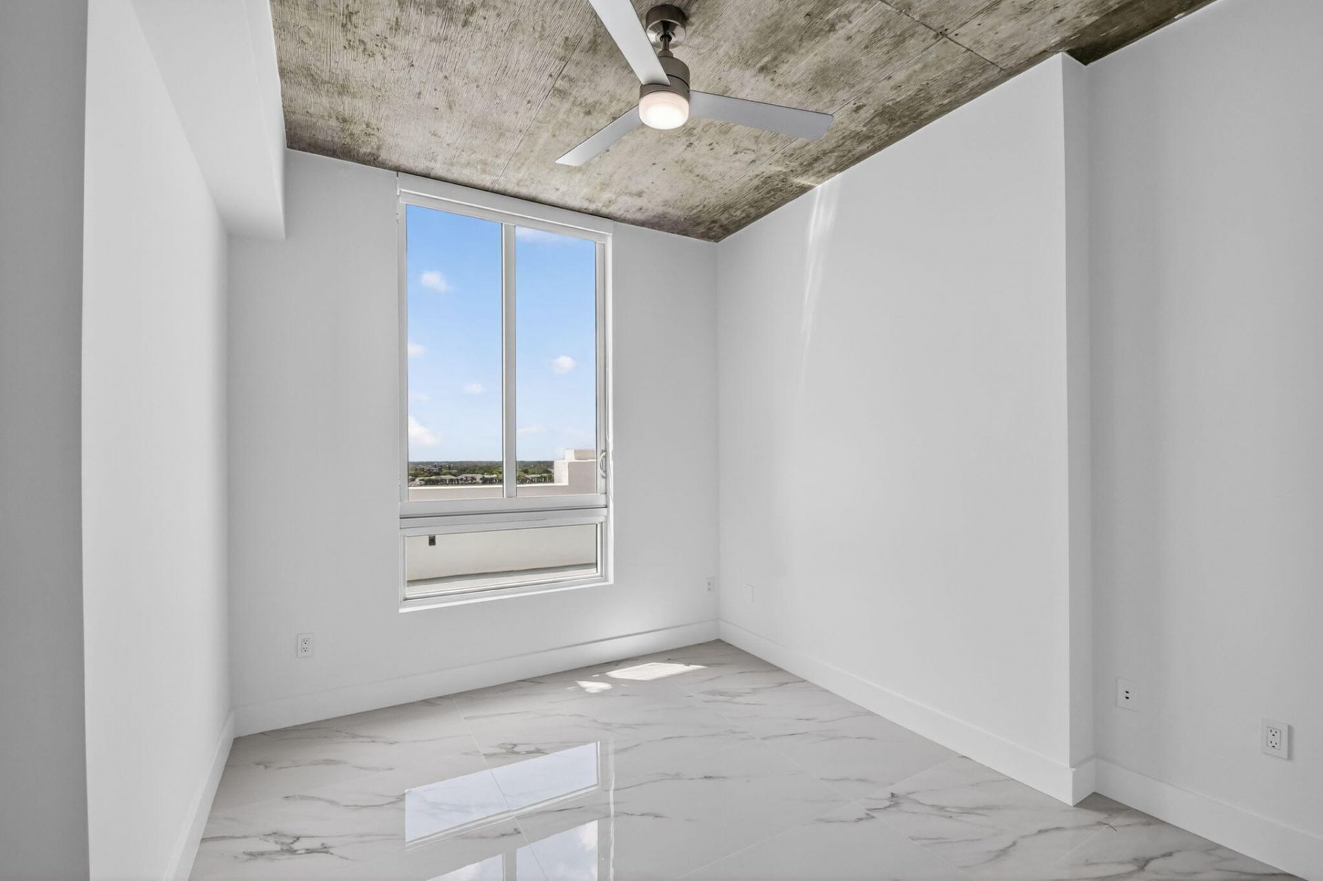 300 S Australian Avenue, Unit 1112, West Palm Beach, FL 33401 Photo