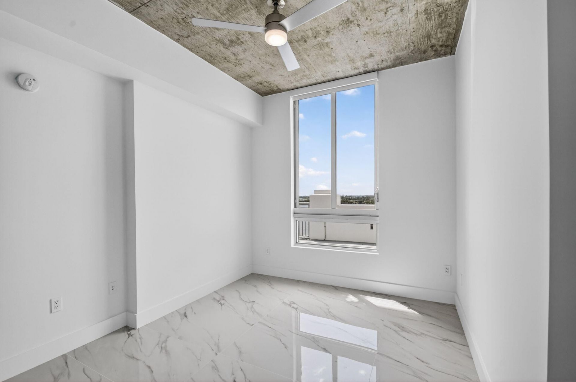 300 S Australian Avenue, Unit 1112, West Palm Beach, FL 33401 Photo