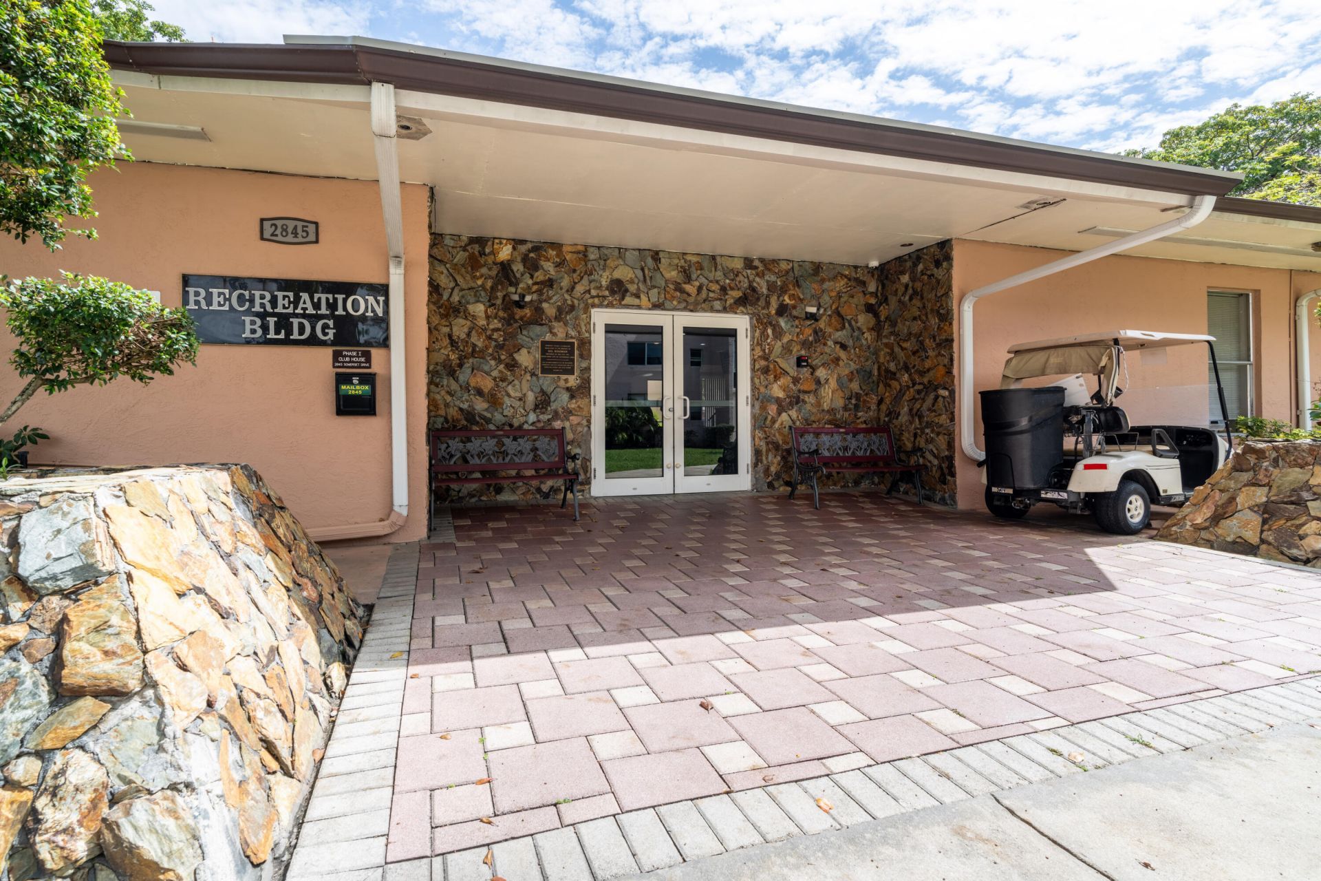 2801 Somerset Drive, Lauderdale Lakes, FL 33311 Photo