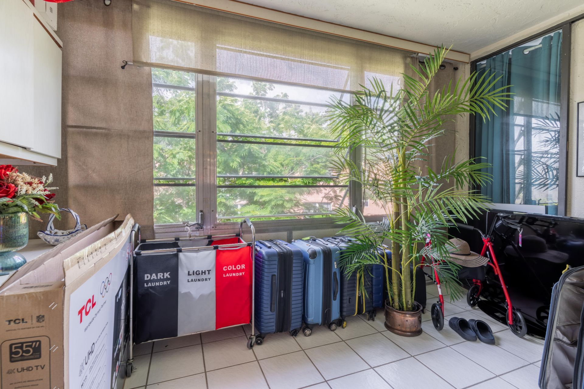 2801 Somerset Drive, Lauderdale Lakes, FL 33311 Photo