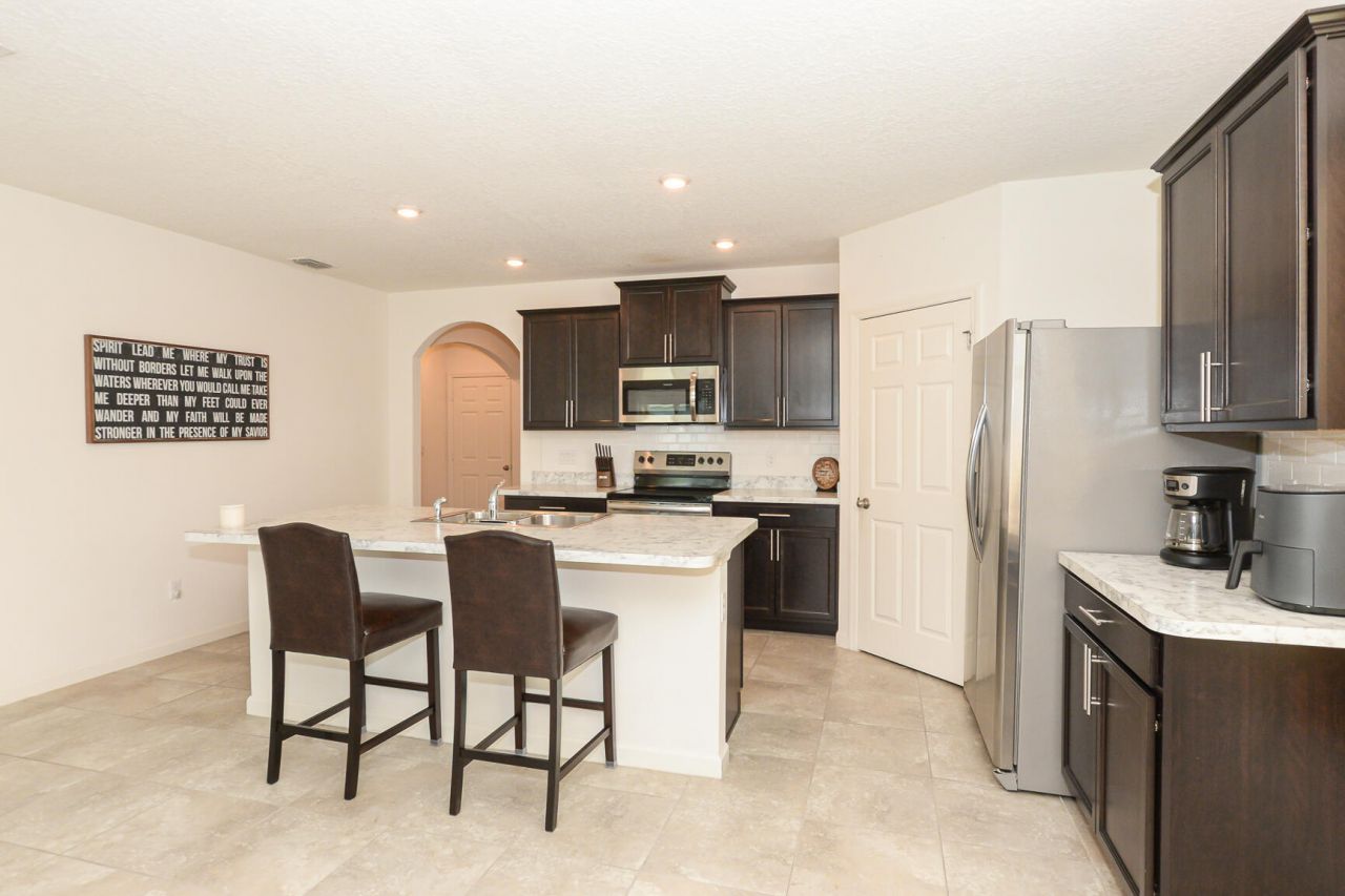 567 SW Paar Drive, Port Saint Lucie, FL 34953 Photo