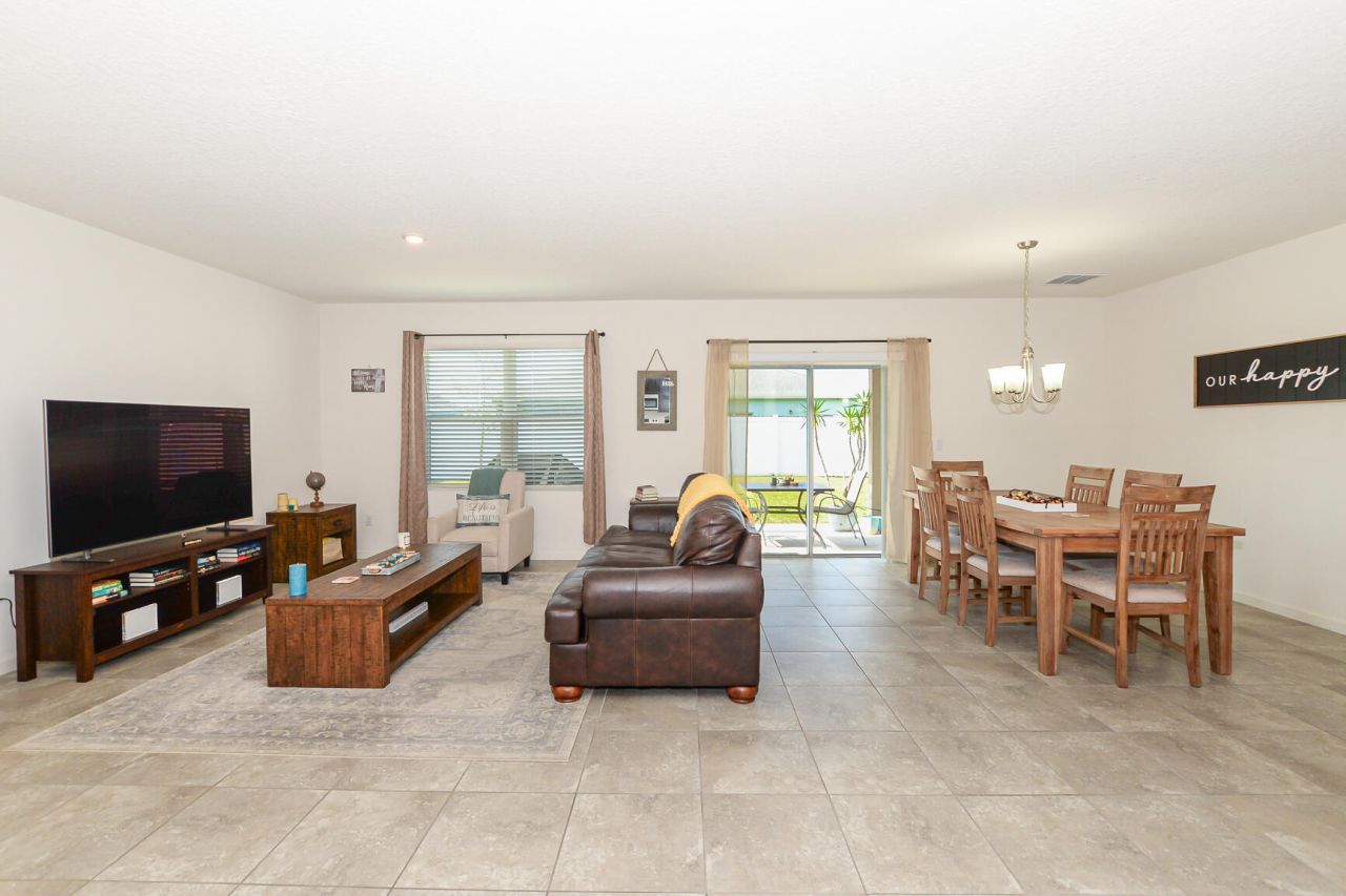 567 SW Paar Drive, Port Saint Lucie, FL 34953 Photo