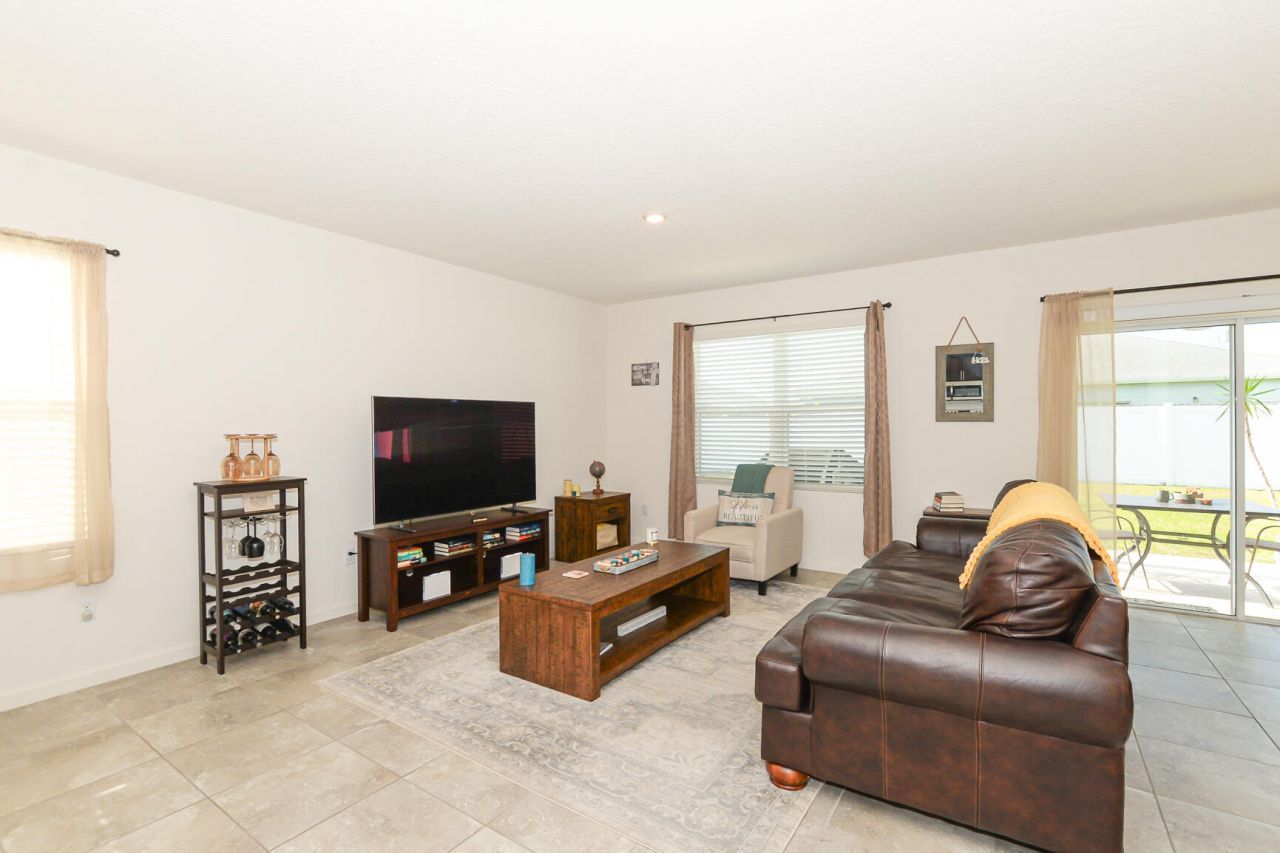 567 SW Paar Drive, Port Saint Lucie, FL 34953 Photo