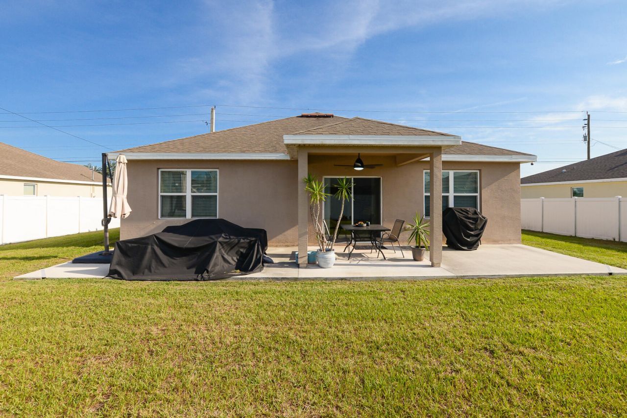 567 SW Paar Drive, Port Saint Lucie, FL 34953 Photo